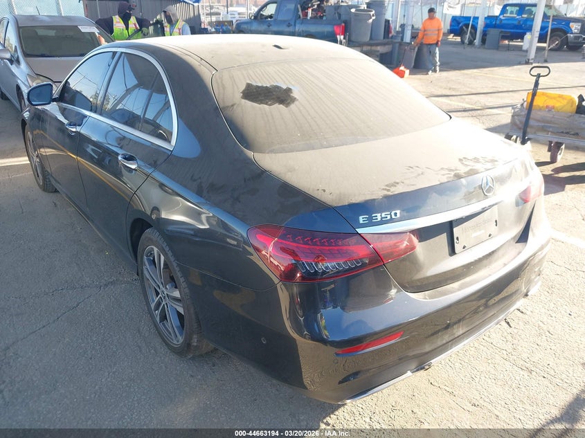 2021 Mercedes-benz E-klasse VIN W1KZF8DB4MA904262 IAAI salvage auction — WATER/FLOOD, Salvage Title, sold $13,450 on 2026-07-15 (photo 3)