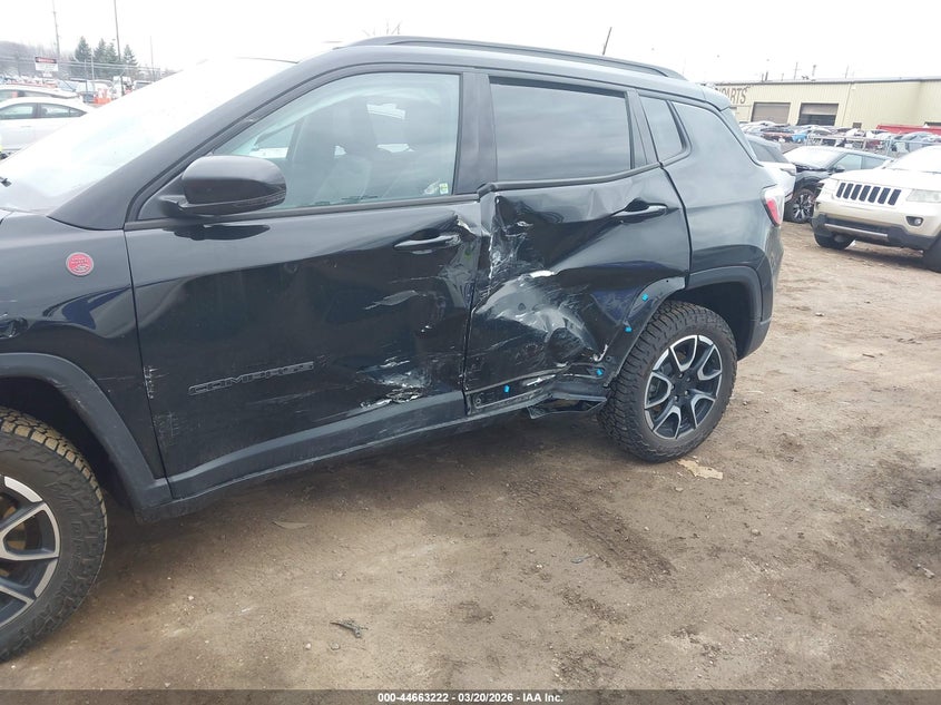 2024 Jeep Compass VIN 3C4NJDDN9RT101635 IAAI salvage auction — LEFT SIDE, Clear (Michigan), sold $8,150 on 2026-07-30 (photo 6)