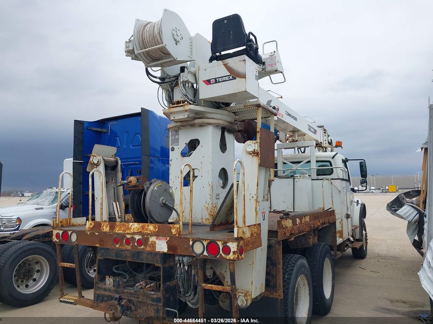 2015 Freightliner M2 106 VIN 3ALKCYCY7FDGL1688 IAAI salvage auction — SIDE, Clear (Indiana), sold $6,000 on 2026-07-08 (photo 4)