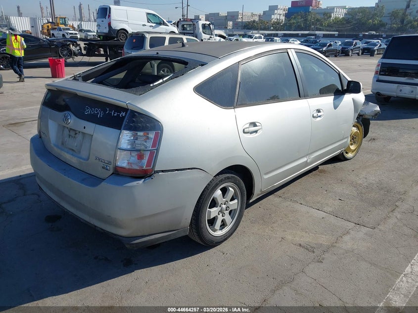 2005 Toyota Prius VIN JTDKB20U653019370 IAAI salvage auction — FRONT & REAR, Salvage (California), sold $300 on 2026-07-15 (photo 4)