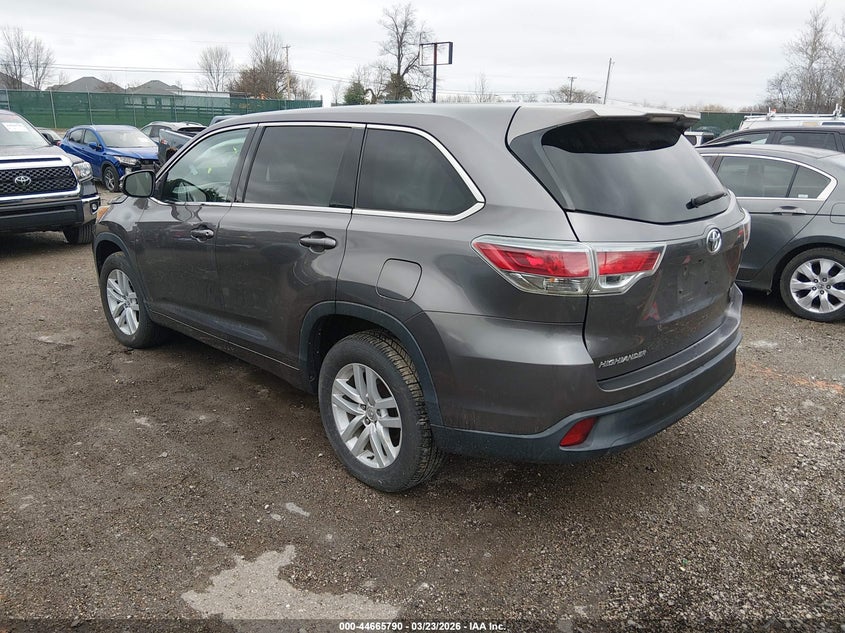 2014 Toyota Highlander VIN 5TDZARFH0ES008609 IAAI salvage auction — RIGHT FRONT, Salvage Title, sold $3,575 on 2026-07-13 (photo 3)