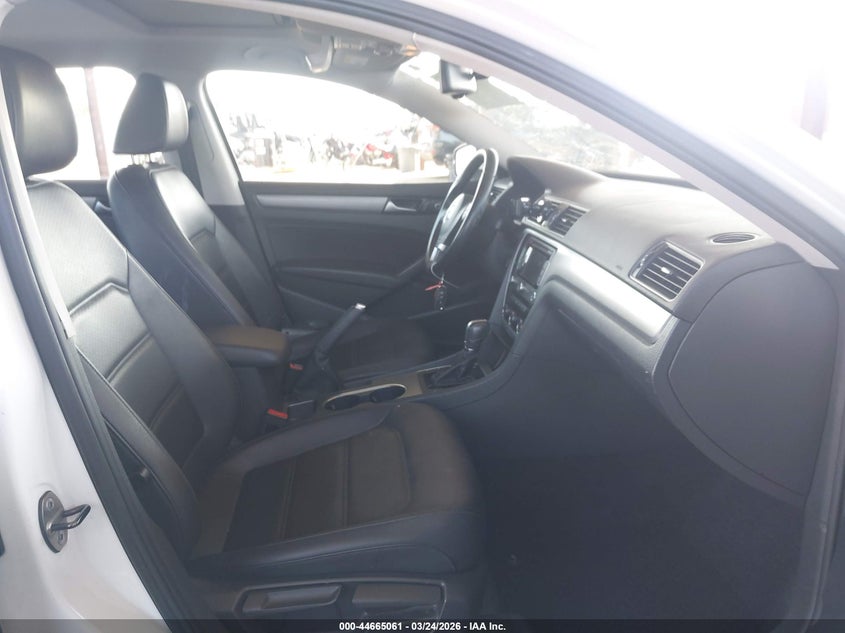 2014 Volkswagen Passat VIN 1VWBN7A33EC109180 IAAI salvage auction — FRONT END, Salvage (California), sold $1,150 on 2026-09-30 (photo 5)