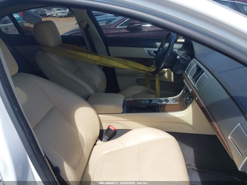 2014 Jaguar Xf VIN SAJWJ0EF8E8U11662 IAAI salvage auction — LEFT REAR, Clear-Dealer Only (Texas), sold $550 on 2026-07-13 (photo 5)