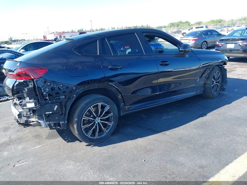 2024 BMW X6 VIN 5UX33EX07R9T66908 IAAI salvage auction — LEFT FRONT, Wait Title, sold $35,500 on 2026-07-20 (photo 4)