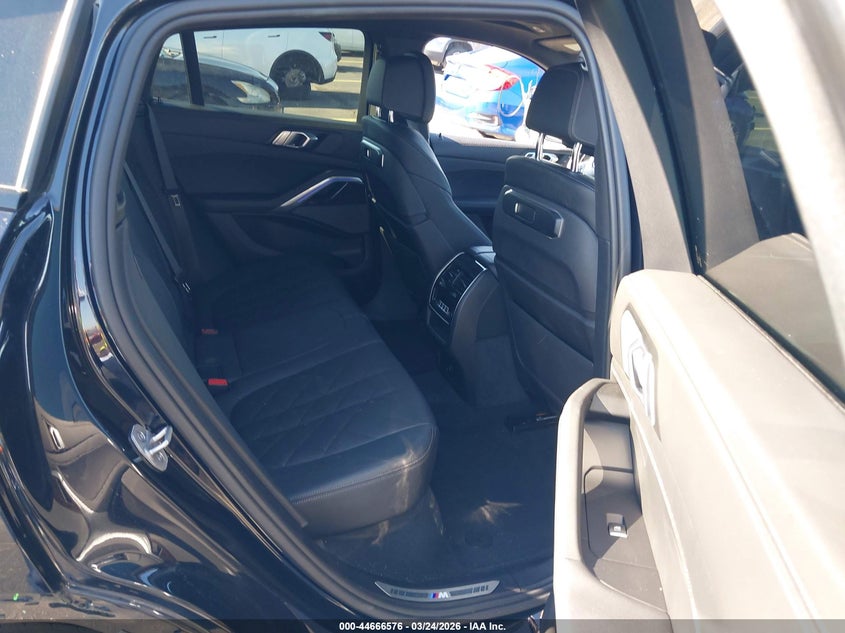 2024 BMW X6 VIN 5UX33EX07R9T66908 IAAI salvage auction — LEFT FRONT, Wait Title, sold $35,500 on 2026-07-20 (photo 8)