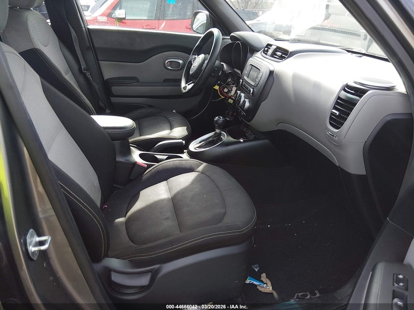 2016 Kia Soul VIN KNDJP3A58G7260949 IAAI salvage auction — RIGHT FRONT, Salvage (Pennsylvania), sold $875 on 2026-07-20 (photo 5)