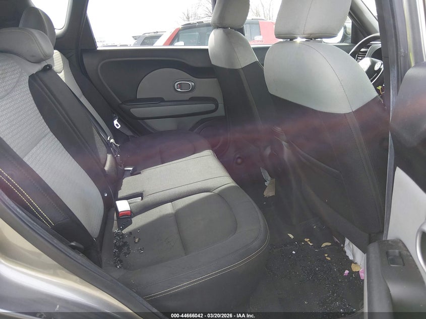 2016 Kia Soul VIN KNDJP3A58G7260949 IAAI salvage auction — RIGHT FRONT, Salvage (Pennsylvania), sold $875 on 2026-07-20 (photo 8)