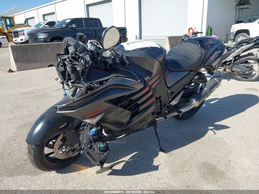 2023 Kawasaki Zx VIN JKBZXNJ18PA017825 IAAI salvage auction — FRONT END, Original (Texas), sold $825 on 2026-07-29 (photo 2)
