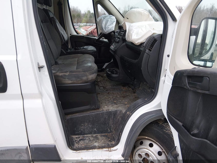 2016 Ram Promaster city VIN 3C6TRVAG3GE102008 IAAI salvage auction — RIGHT FRONT, Salvage Title, sold $550 on 2026-07-09 (photo 5)