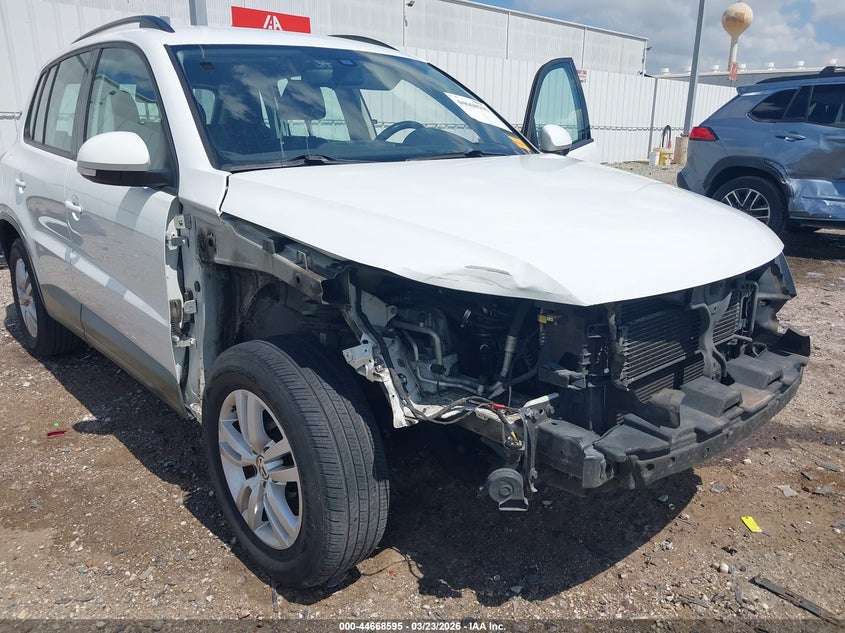 2016 Volkswagen Tiguan VIN WVGAV7AX2GW583569 IAAI salvage auction — RIGHT FRONT, Salvage (Texas), sold $750 on 2026-07-29 (photo 6)