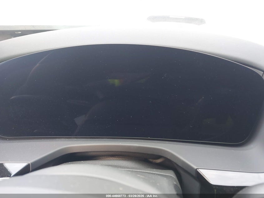 2026 Porsche Panamera VIN WP0AA2YA7TL001384 IAAI salvage auction — SIDE, Wait Title, sold $43,750 on 2026-07-11 (photo 7)