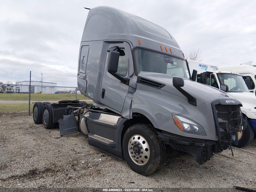 2026 Freightliner New cascadia 126 VIN 3AKJHHDR1TSWJ1806 — IAAI salvage auction photo