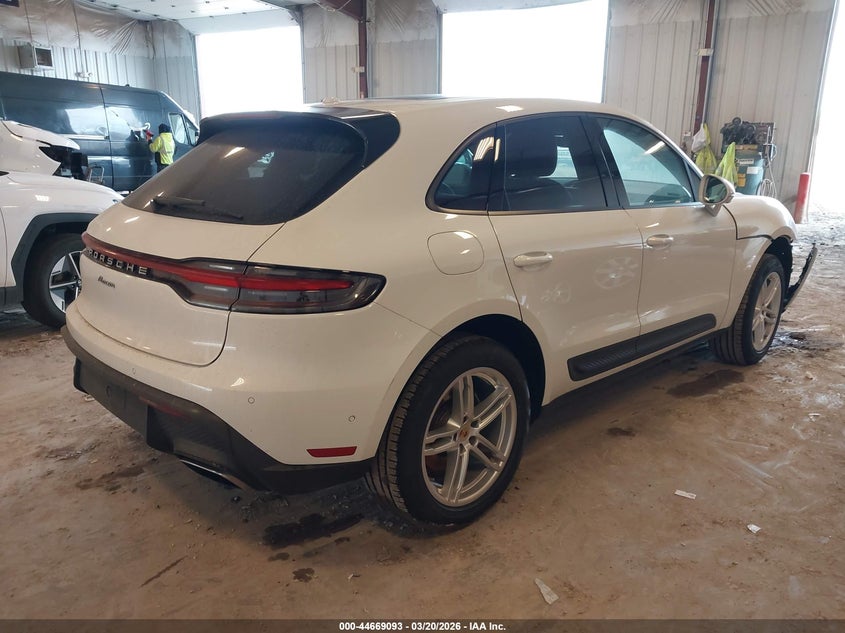 2023 Porsche Macan VIN WP1AA2A5XPLB05160 IAAI salvage auction — FRONT END, Salvage Title, sold $17,025 on 2026-07-13 (photo 4)