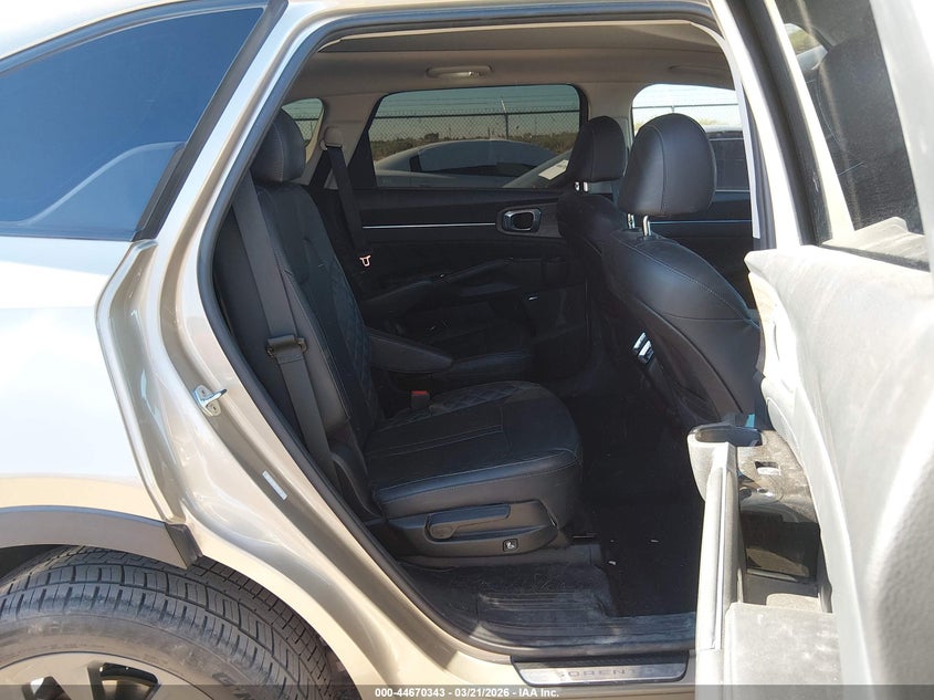 2021 Kia Sorento VIN 5XYRKDLF9MG024757 IAAI salvage auction — RIGHT FRONT, Original (Texas), sold $11,300 on 2026-07-15 (photo 8)