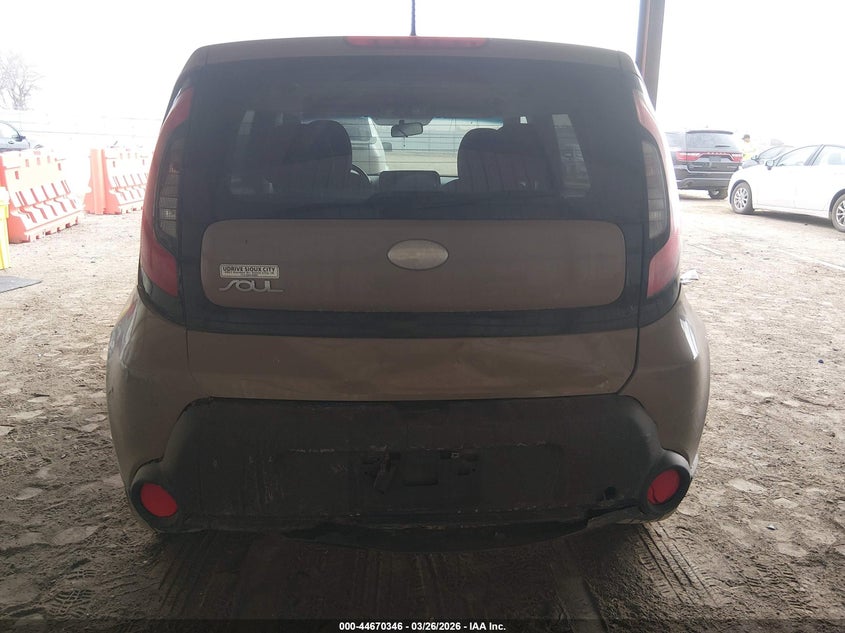 2014 Kia Soul VIN KNDJP3A53E7010970 IAAI salvage auction — REAR END, Wait Title, sold $2,050 on 2026-07-16 (photo 6)