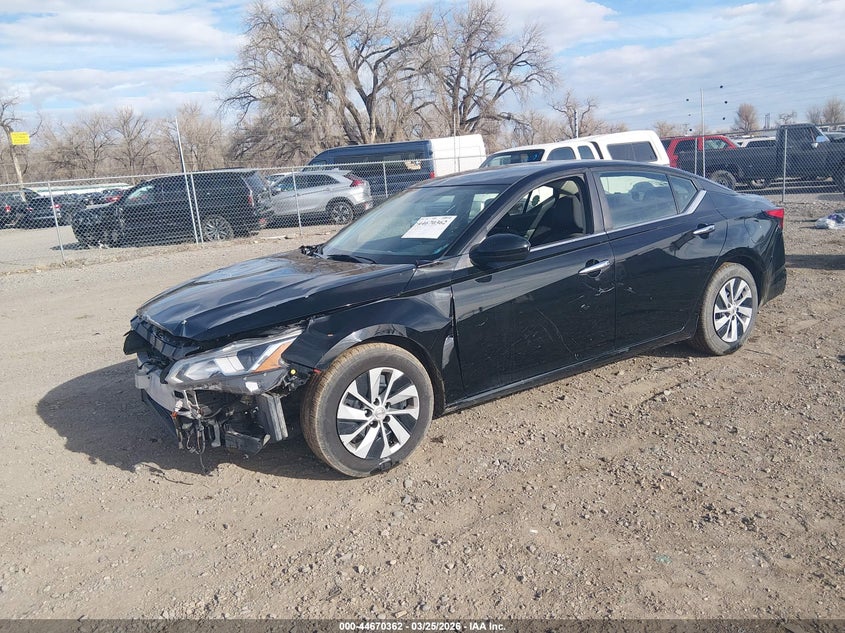 2019 Nissan Altima VIN 1N4BL4BV7KC234742 IAAI salvage auction — FRONT & REAR, Salvage (Montana), sold $1,850 on 2026-08-01 (photo 2)