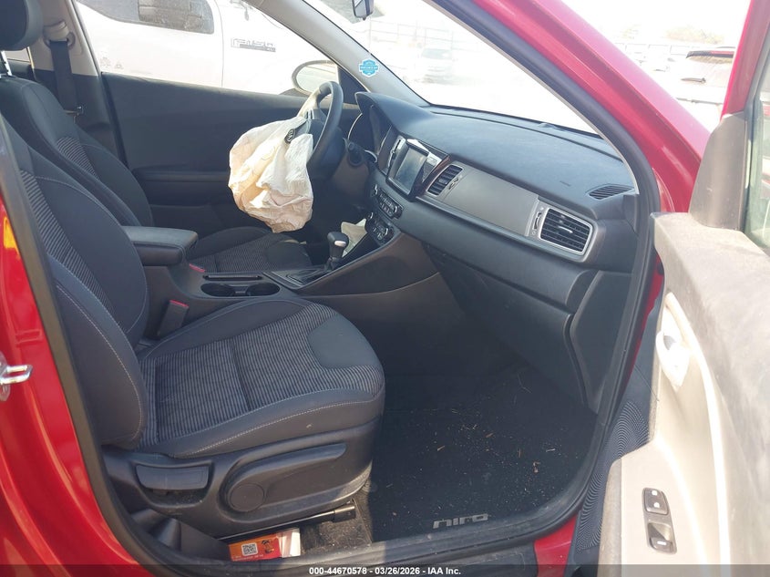 2019 Kia Niro VIN KNDCB3LC6K5244692 IAAI salvage auction — FRONT END, Wait Title, sold $2,750 on 2026-07-08 (photo 5)