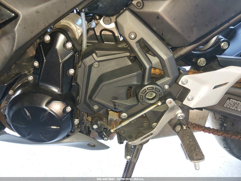 2024 Kawasaki Ninja VIN ML5EXEP15RDAC5827 IAAI salvage auction — RIGHT SIDE, Salvage Title, sold $2,500 on 2026-07-14 (photo 9)
