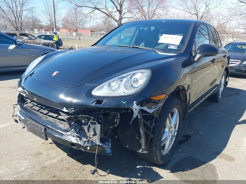 2014 Porsche Cayenne VIN WP1AA2A28ELA03682 IAAI salvage auction — FRONT & REAR, Salvage Title, sold $5,200 on 2026-09-04 (photo 2)