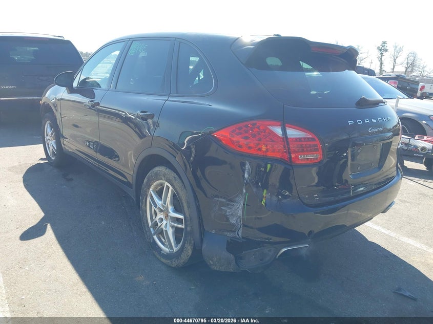2014 Porsche Cayenne VIN WP1AA2A28ELA03682 IAAI salvage auction — FRONT & REAR, Salvage Title, sold $5,200 on 2026-09-04 (photo 3)