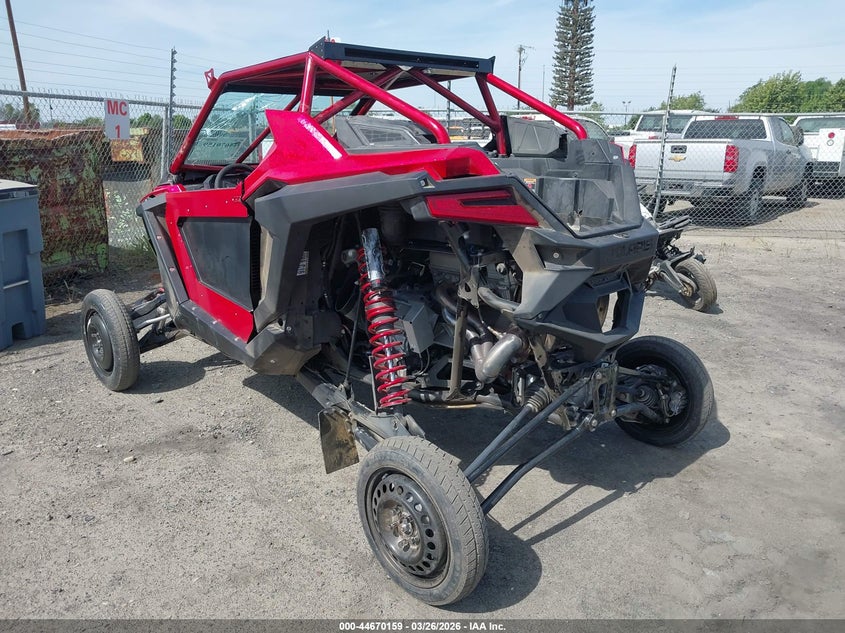 2023 Polaris Rzr VIN 3NSRGL2K8PG325082 IAAI salvage auction — RIGHT SIDE, Salvage (California), sold $16,450 on 2026-07-14 (photo 3)