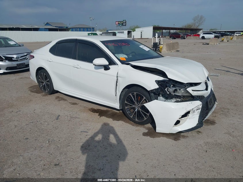 2018 Toyota Camry VIN JTNB11HK6J3032996 IAAI salvage auction — FRONT END, Salvage (Texas), sold $3,650 on 2026-07-15 (photo 1)