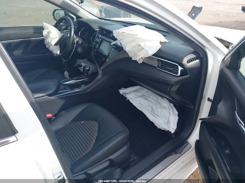 2018 Toyota Camry VIN JTNB11HK6J3032996 IAAI salvage auction — FRONT END, Salvage (Texas), sold $3,650 on 2026-07-15 (photo 5)