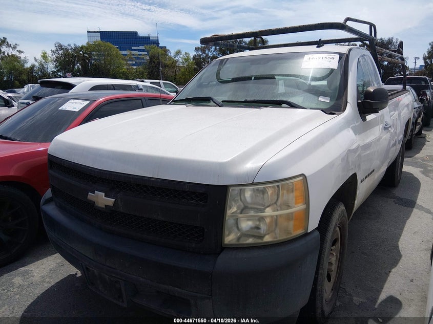 2008 Chevrolet Silverado VIN 1GCEC14X48Z260466 IAAI salvage auction — NORMAL WEAR, Clear (California), sold $2,000 on 2026-07-19 (photo 2)