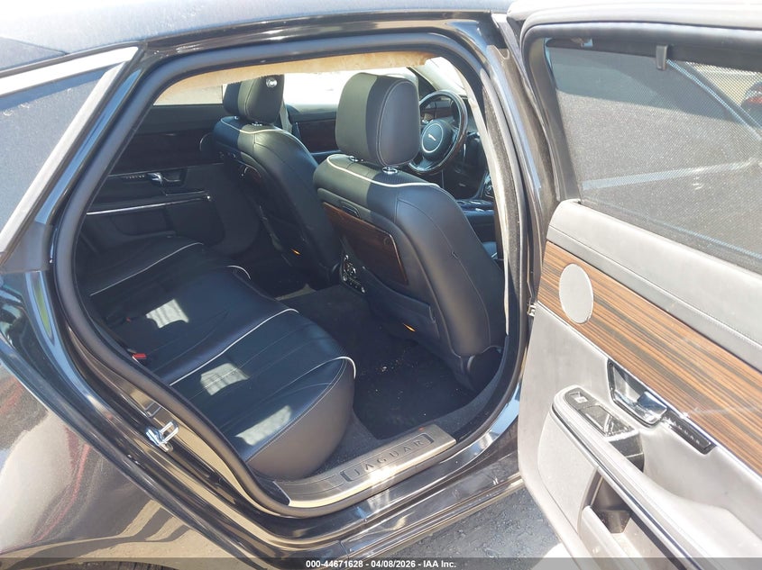 2011 Jaguar Xj series VIN SAJWA2GB6BLV10592 IAAI salvage auction — EXTERIOR BURN, Salvage - Greater Than 75% (Maryland), sold $350 on 2026-07-06 (photo 8)