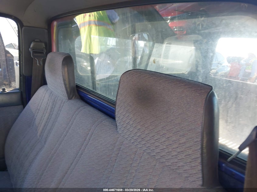 1996 Toyota Tacoma VIN 4TANL42N9TZ157390 IAAI salvage auction — RIGHT SIDE, Salvage (California), sold $1,050 on 2026-07-09 (photo 8)