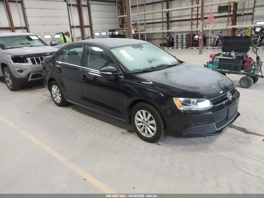 2014 Volkswagen Jetta VIN 3VW637AJ7EM266862 IAAI salvage auction — LEFT REAR, Wait Title, sold $525 on 2026-07-20 (photo 1)