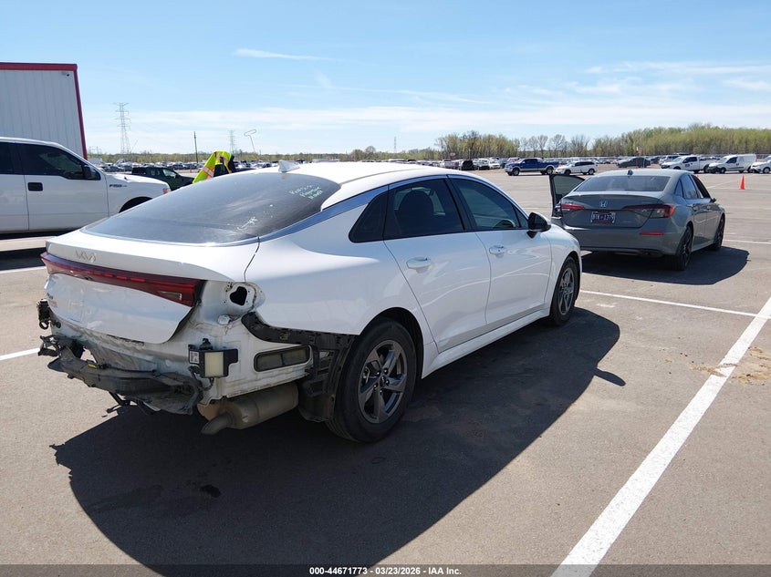 2022 Kia K5 VIN 5XXG14J23NG150547 IAAI salvage auction — REAR END, Wait Title, sold $5,900 on 2026-07-24 (photo 4)