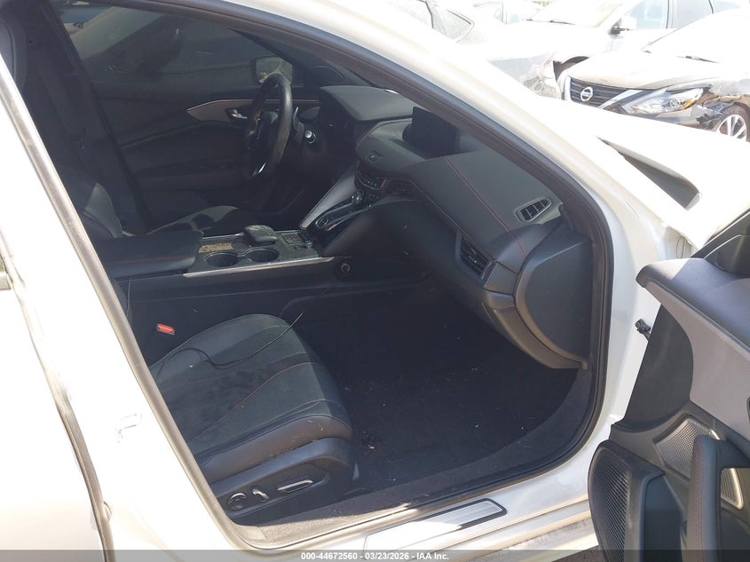 2021 Acura Tlx VIN 19UUB6F56MA002564 IAAI salvage auction — THEFT, Salvage (South Carolina), sold $12,100 on 2026-07-16 (photo 5)
