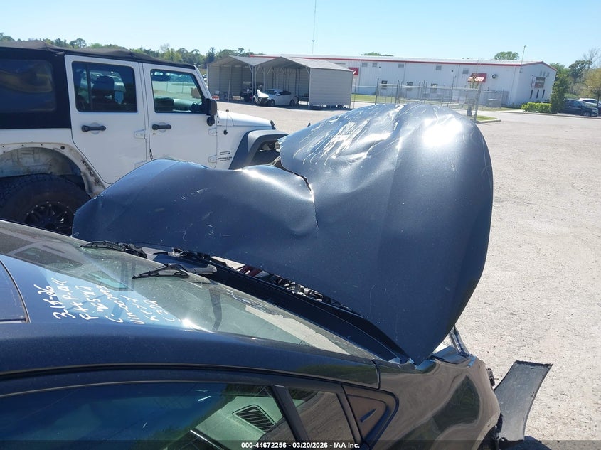 2020 Toyota Corolla VIN JTDS4RCE1LJ007093 IAAI salvage auction — FRONT END, Certificate Of Destruction (Florida), sold $2,450 on 2026-07-16 (photo 6)