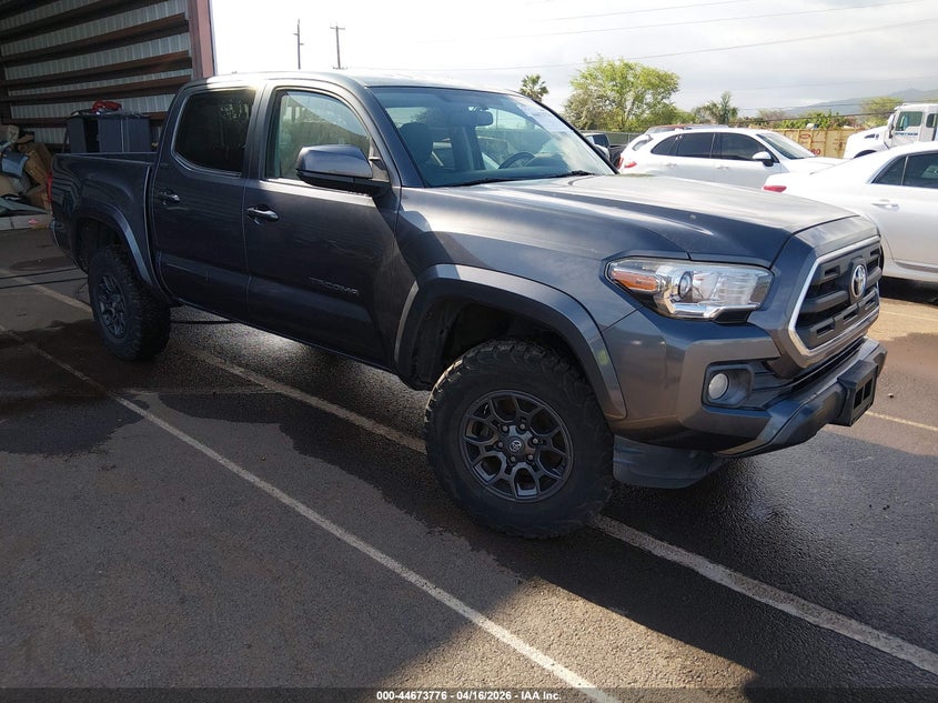 2017 Toyota Tacoma VIN 3TMAZ5CN0HM052123 — IAAI salvage auction photo