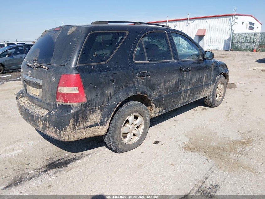 2008 Kia Sorento VIN KNDJC735685798465 IAAI salvage auction — RIGHT SIDE, Salvage (Kansas), sold $25 on 2026-07-10 (photo 4)