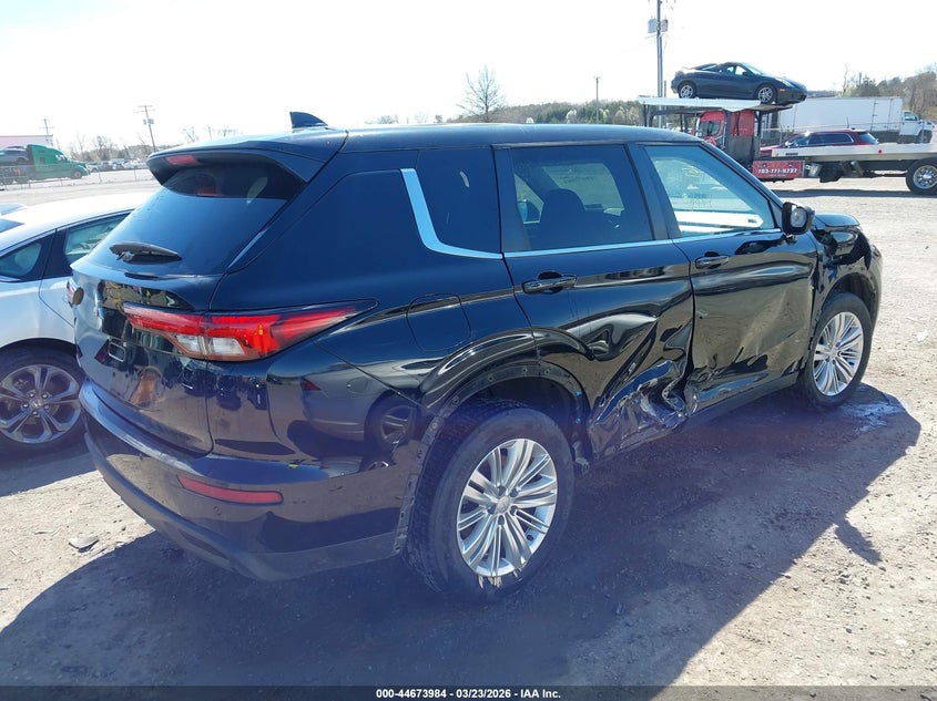 2022 Mitsubishi Outlander VIN JA4J3TA85NZ014975 IAAI salvage auction — RIGHT SIDE, Salvage (West Virginia), sold $4,150 on 2026-07-28 (photo 4)