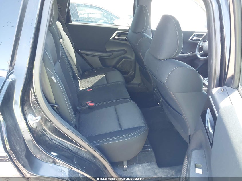 2022 Mitsubishi Outlander VIN JA4J3TA85NZ014975 IAAI salvage auction — RIGHT SIDE, Salvage (West Virginia), sold $4,150 on 2026-07-28 (photo 8)