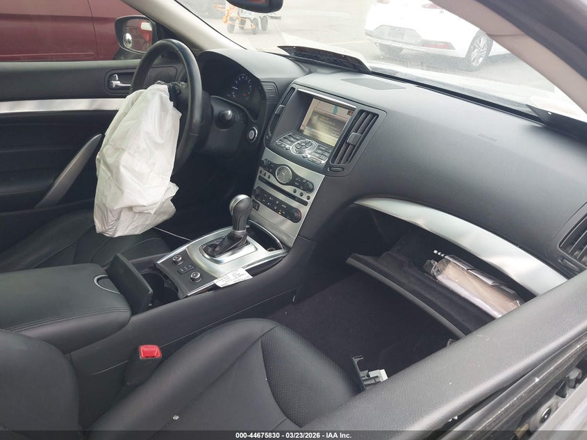 2014 Infiniti Q60 VIN JN1CV6EL7EM132079 IAAI salvage auction — RIGHT SIDE, Wait Title, sold $1,325 on 2026-07-09 (photo 5)