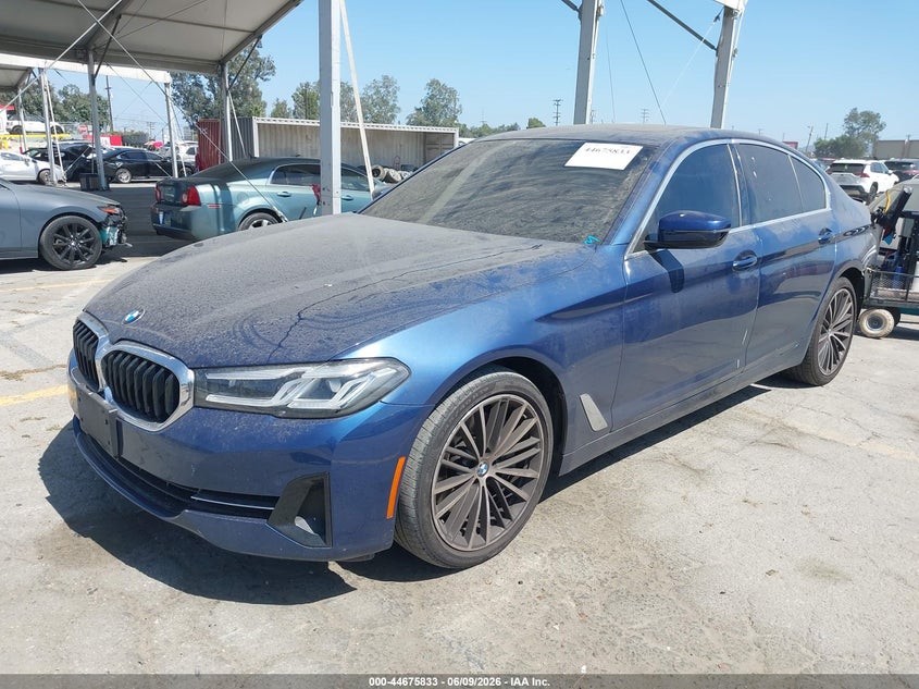 2023 BMW 5er VIN WBA53BJ03PWX99767 IAAI salvage auction — REAR END, Wait Title, sold $22,600 on 2026-08-12 (photo 2)