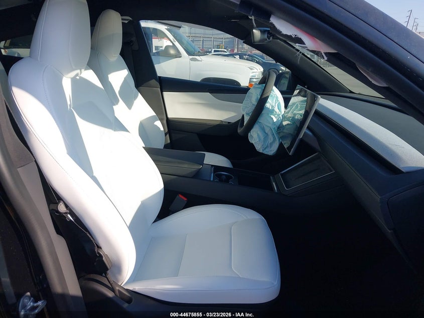 2026 Tesla Model y VIN 7SAYGDED1TF585102 IAAI salvage auction — RIGHT FRONT, Salvage (California), sold $12,175 on 2026-07-14 (photo 5)