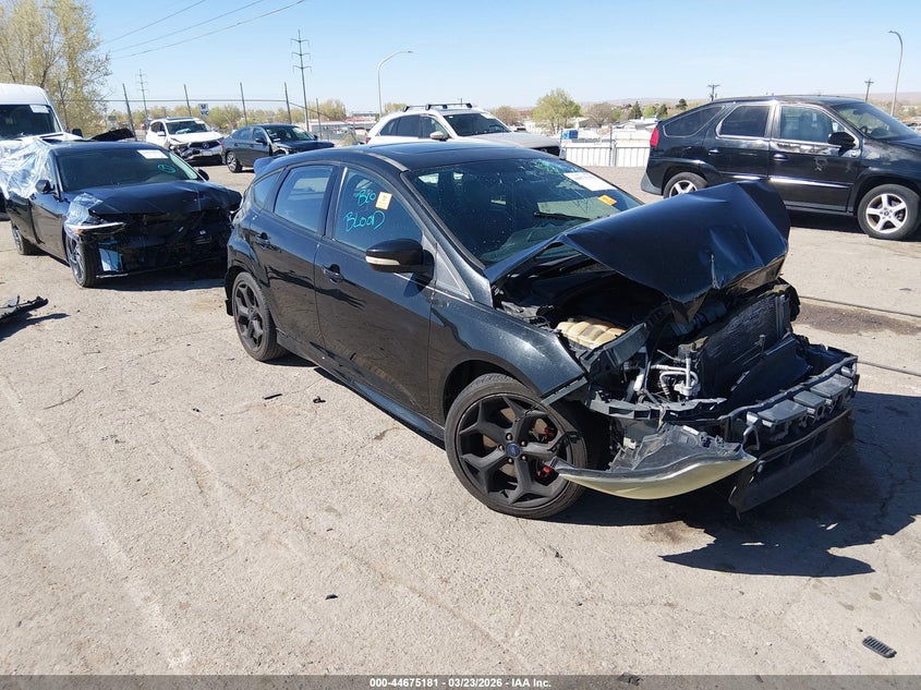 2014 Ford Focus st VIN 1FADP3L92EL243782 — IAAI salvage auction photo
