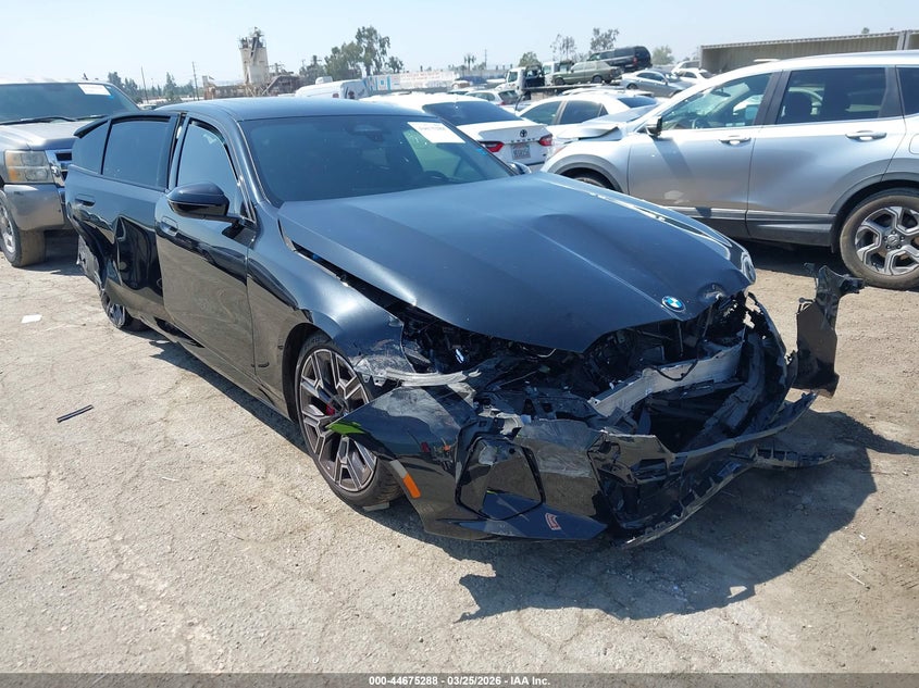 2026 BMW 5er VIN WBA43FJ08TCW20086 IAAI salvage auction — FRONT END, Salvage (California), sold $16,500 on 2026-07-29 (photo 1)