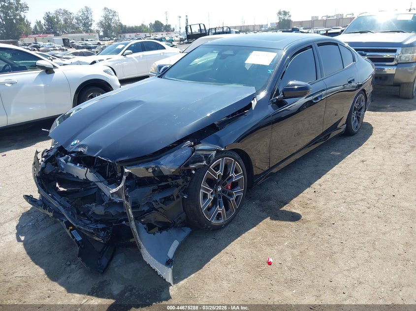 2026 BMW 5er VIN WBA43FJ08TCW20086 IAAI salvage auction — FRONT END, Salvage (California), sold $16,500 on 2026-07-29 (photo 2)