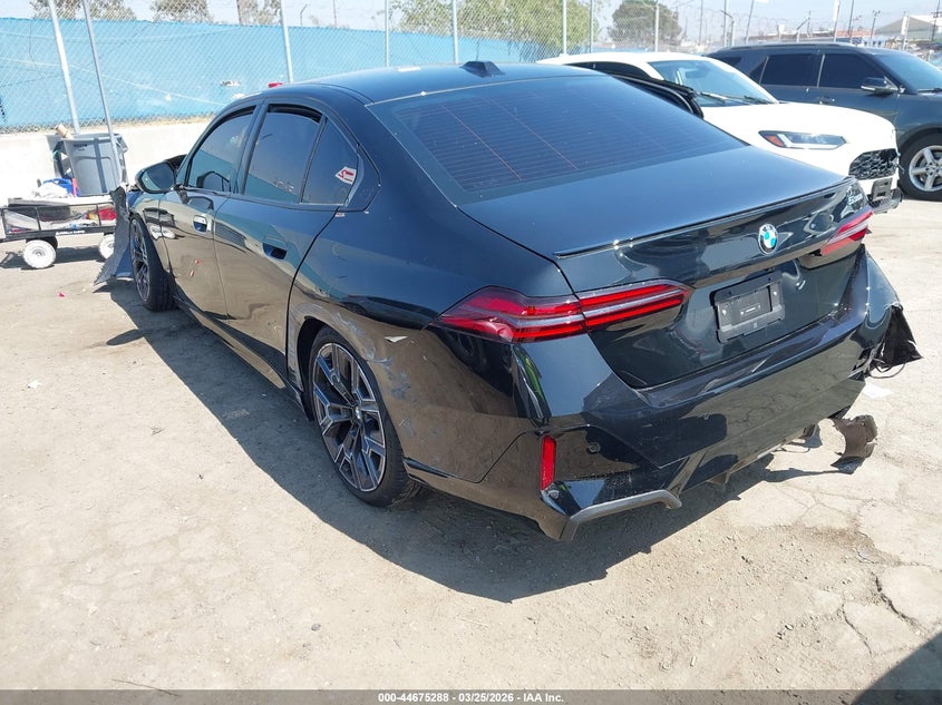 2026 BMW 5er VIN WBA43FJ08TCW20086 IAAI salvage auction — FRONT END, Salvage (California), sold $16,500 on 2026-07-29 (photo 3)