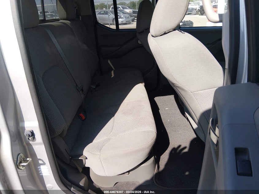 2019 Nissan Navara (frontier) VIN 1N6AD0ER9KN740259 IAAI salvage auction — FRONT END, Original (Texas), sold $3,550 on 2026-07-09 (photo 8)
