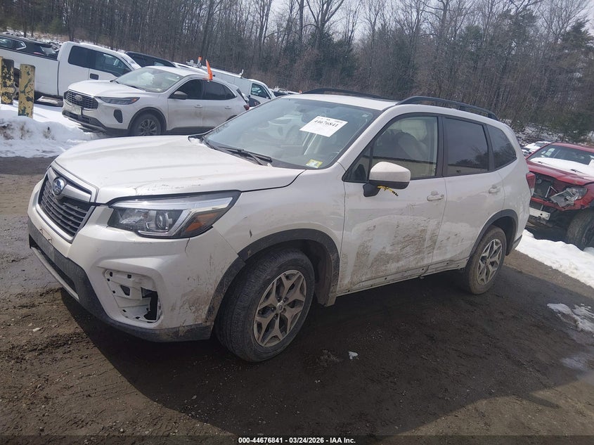 2020 Subaru Forester VIN JF2SKAGC4LH569708 IAAI salvage auction — RIGHT FRONT, Salvage (Vermont), sold $3,950 on 2026-07-09 (photo 2)