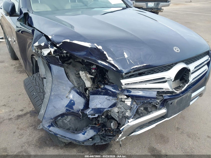 2019 Mercedes-benz Glc VIN WDC0G4JBXKV163712 IAAI salvage auction — RIGHT SIDE, Salvage (Oregon), sold $3,250 on 2026-07-21 (photo 6)