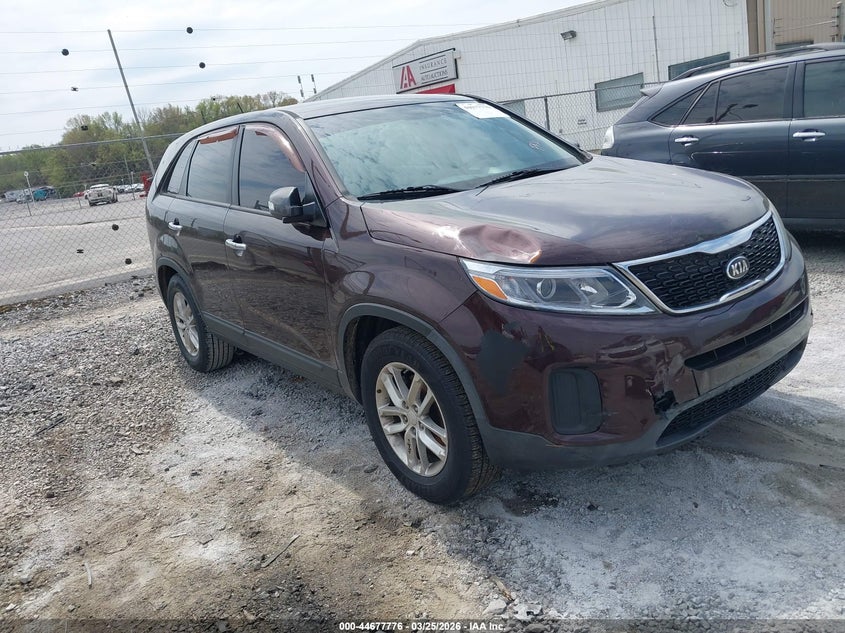 2015 Kia Sorento VIN 5XYKT3A61FG655534 IAAI salvage auction — TRANSMISSION, Wait Title, sold $175 on 2026-07-29 (photo 1)