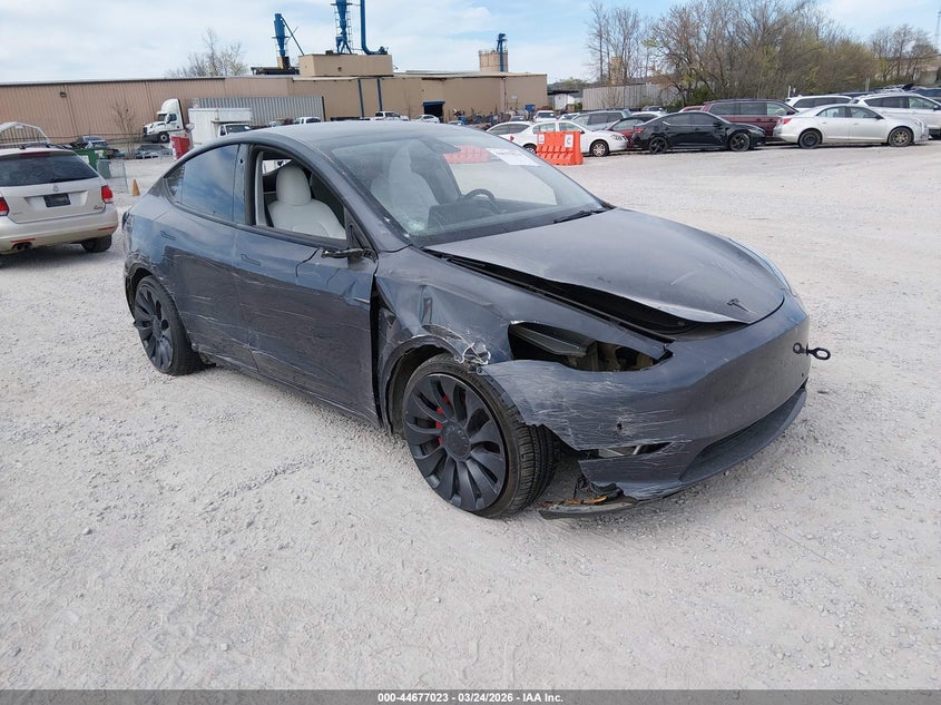 2021 Tesla Model y VIN 5YJYGDEF5MF230420 IAAI salvage auction — SIDE, Salvage (Kentucky), sold $5,900 on 2026-07-10 (photo 1)